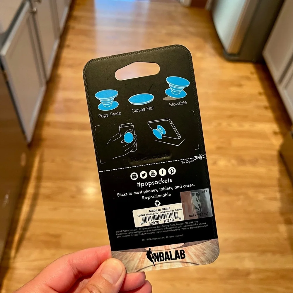 PopSocket Timberwolves Phone Grip and Stand Cover